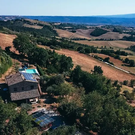 Casale La Pietra Gialla ベッド・アンド・ブレックファスト