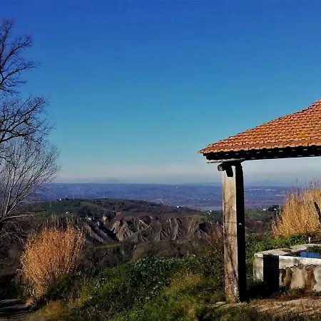 ベッド・アンド・ブレックファスト Casale La Pietra Gialla